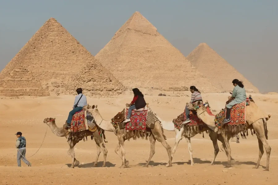 Giza Pyramids and Sphinx Tour