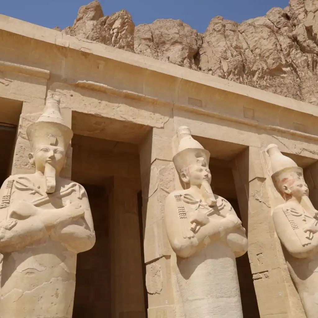 Temple Hatshpsot Desert Cruise Travel