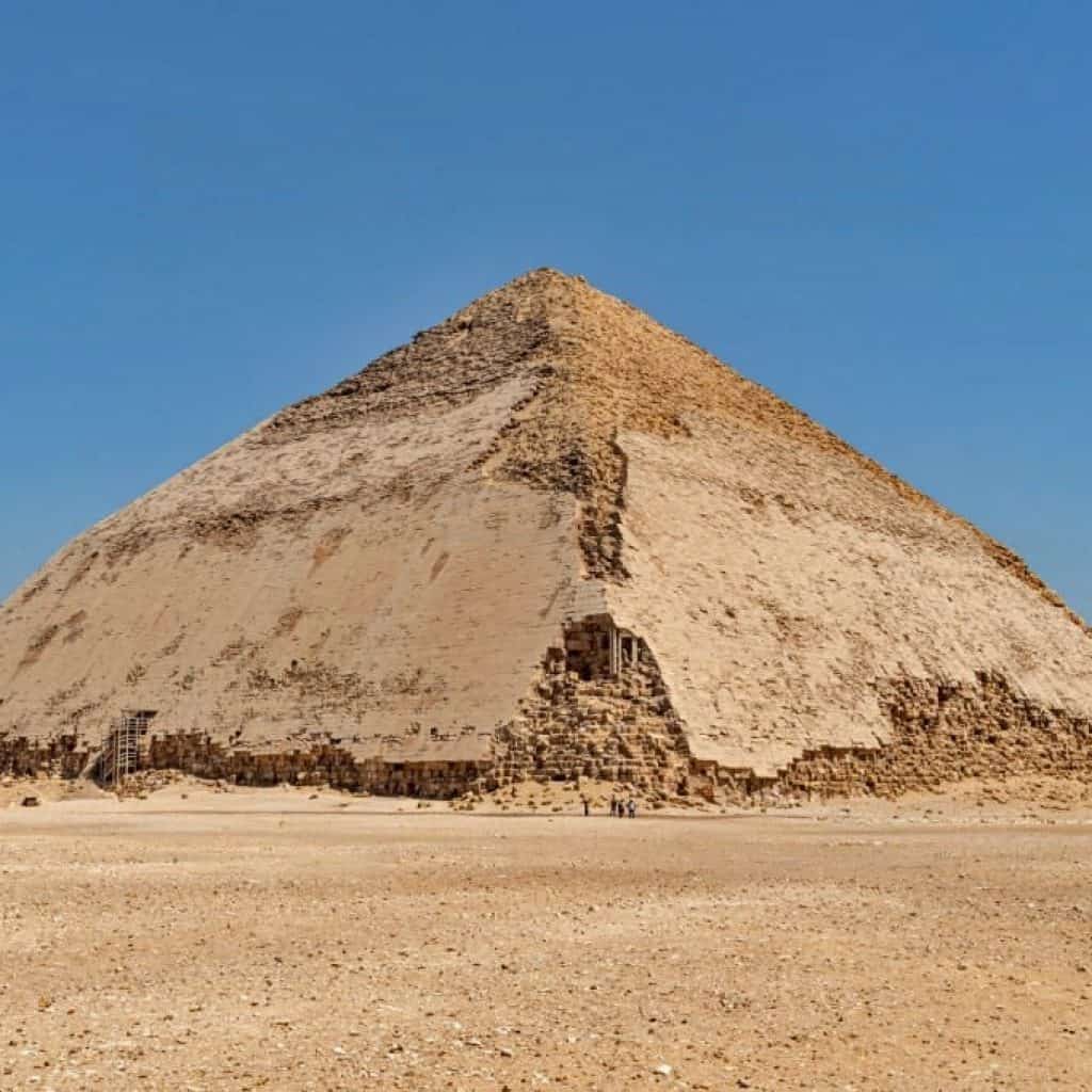 Giza Travel Guide | Explore Egypt’s Ancient Wonders & Hidden Gems 4 Dahshor pyramid